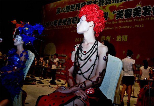 美容美发化妆比赛(sài)作品 美容美发化妆(zhuāng)比(bǐ)赛作品